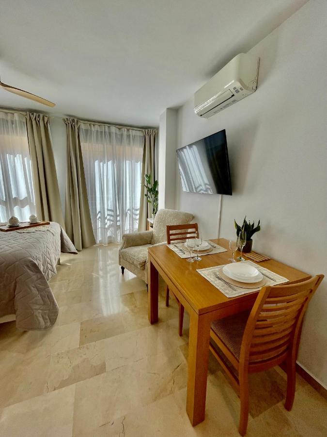 Ivory Suites Malaga Exterior photo