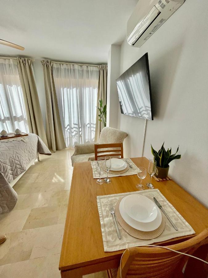 Ivory Suites Malaga Exterior photo